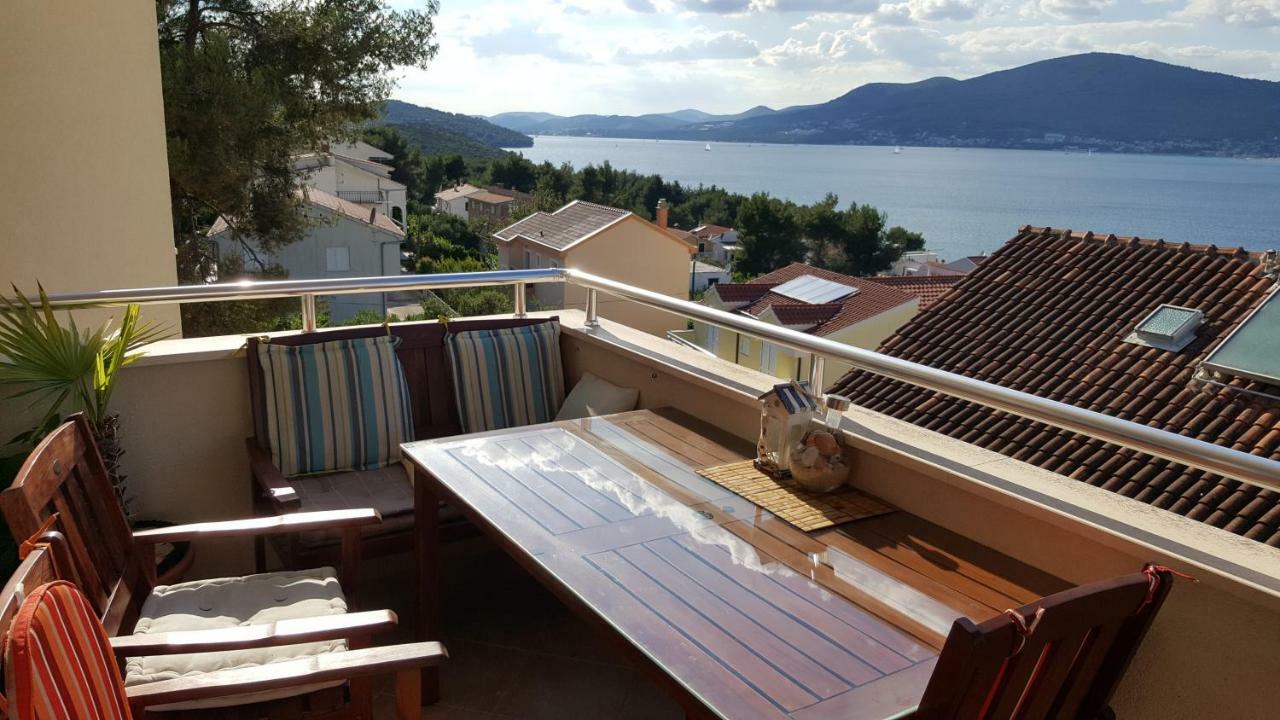 Apartman Tamara Trogir Exterior foto
